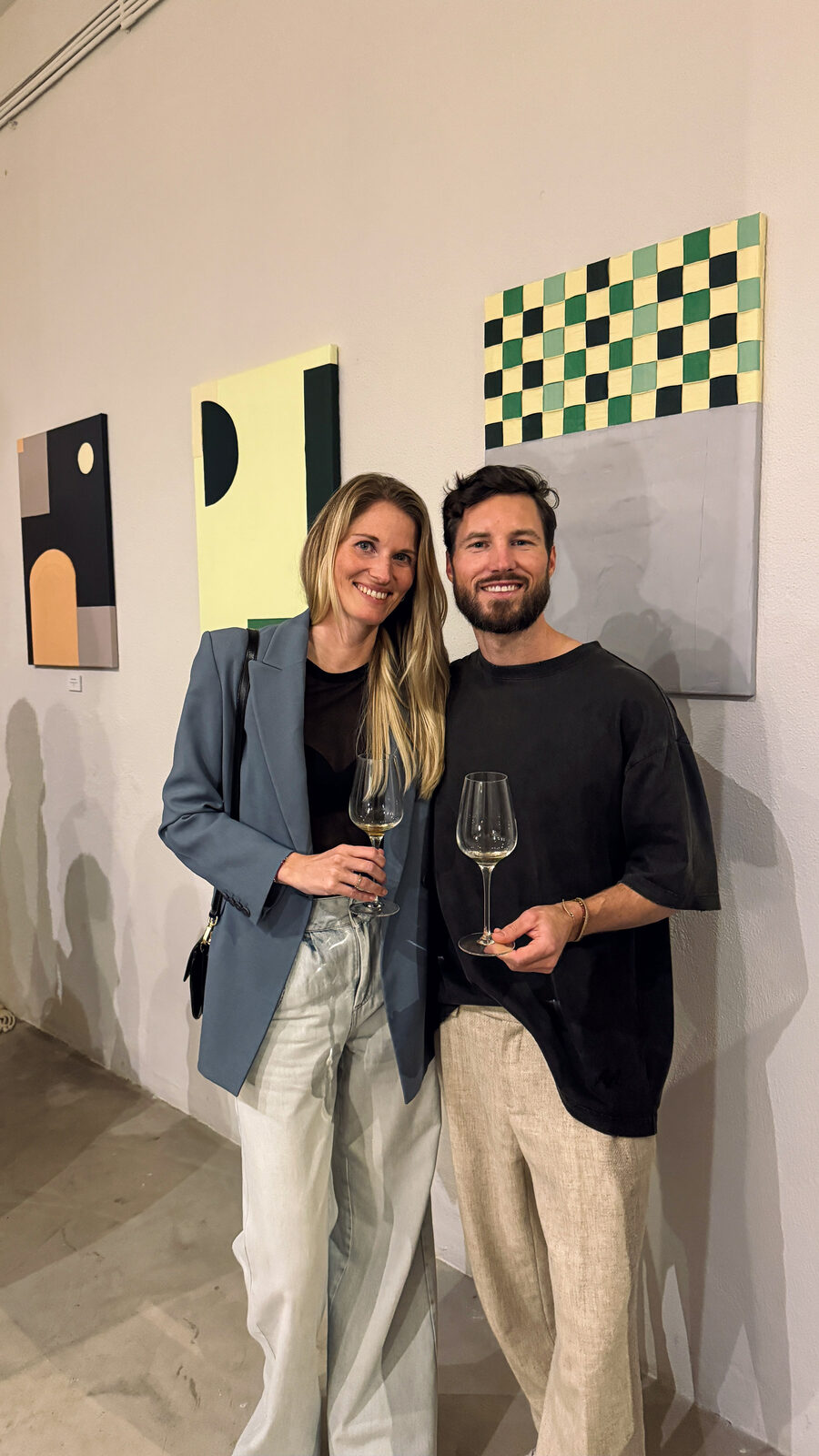 Filtrö opening — pizza, wine, people